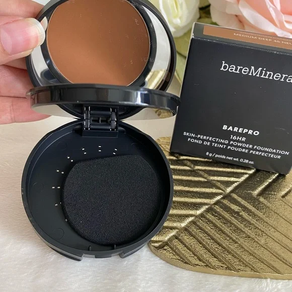 bareMinerals BAREPRO Medium Deep 45 Neutral Powder Foundation - Picture 5 of 7